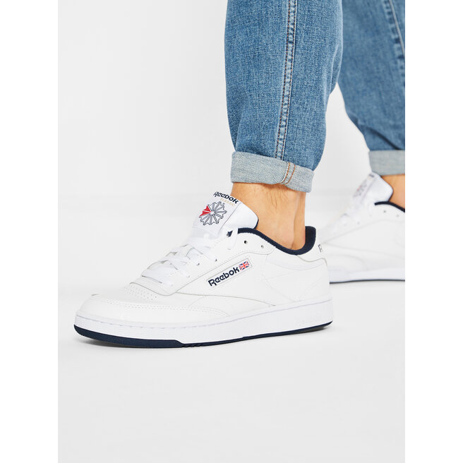 chaussures-reebok-club-c-85-ar0457-white-navy-0000199643613