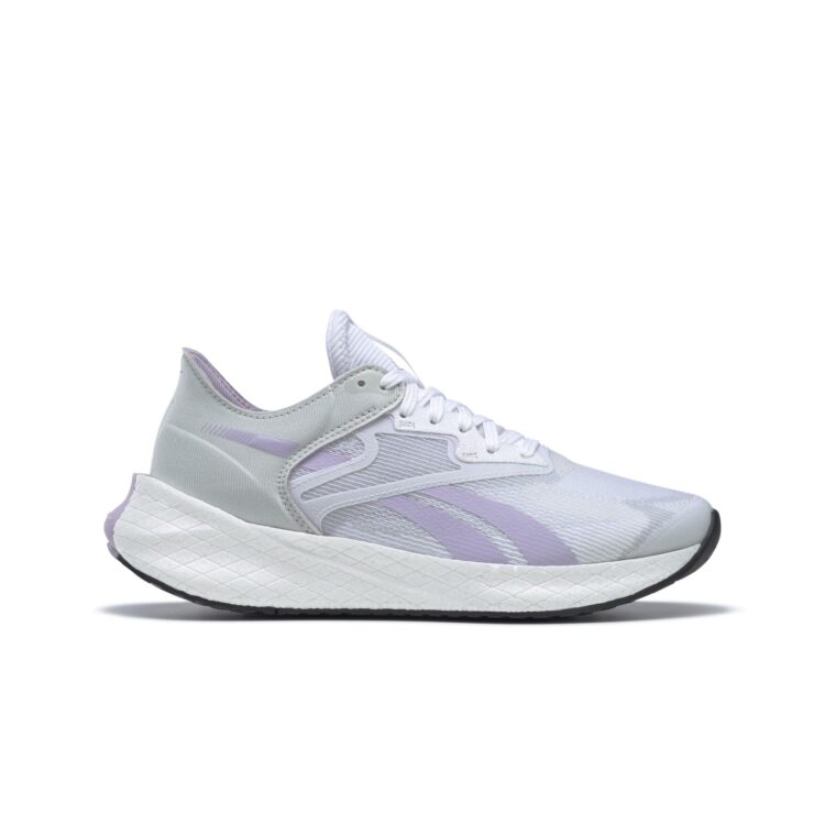 reebok_hr1769_1_footwear_photography_side_lateral_center_view_white_000