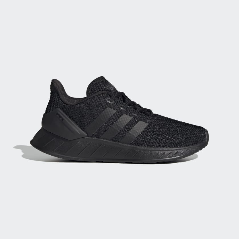 Questar_Flow_NXT_Shoes_Black_FZ2955_01_standard
